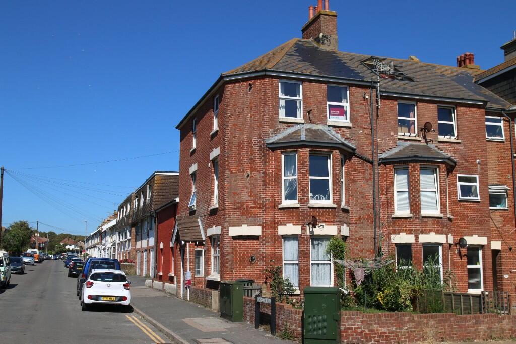 2 bed 1st Floor Flat for rent in Seaford. From Luke Harris Residential - Seaford 2 bed 1st Floor Flat for rent in Seaford. From Luke Harris Residential - Seaford