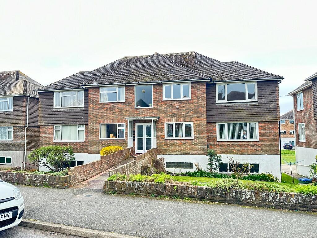 2 bed 1st Floor Flat for rent in Seaford. From Luke Harris Residential - Seaford