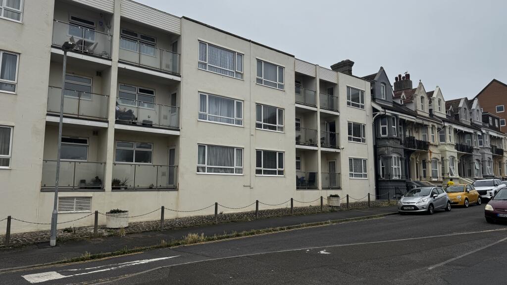 1 bed 1st Floor Flat for rent in Seaford. From Luke Harris Residential - Seaford
