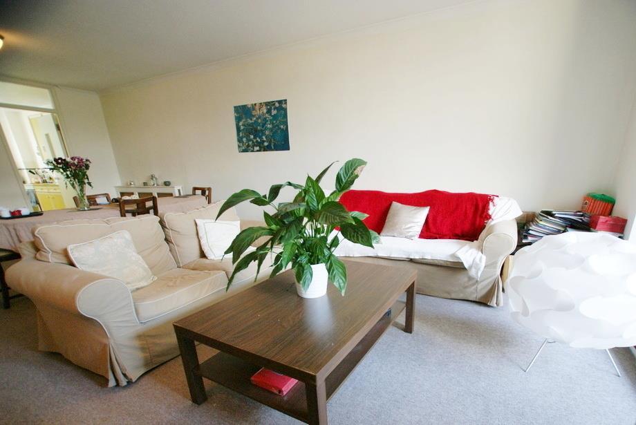 2 bed 1st Floor Flat for rent in London. From LDB - London