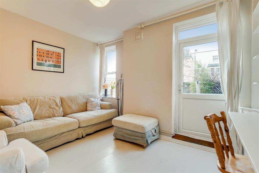 3 bed 1st Floor Flat for rent in Fulham. From LDB - London 3 bed 1st Floor Flat for rent in Fulham. From LDB - London