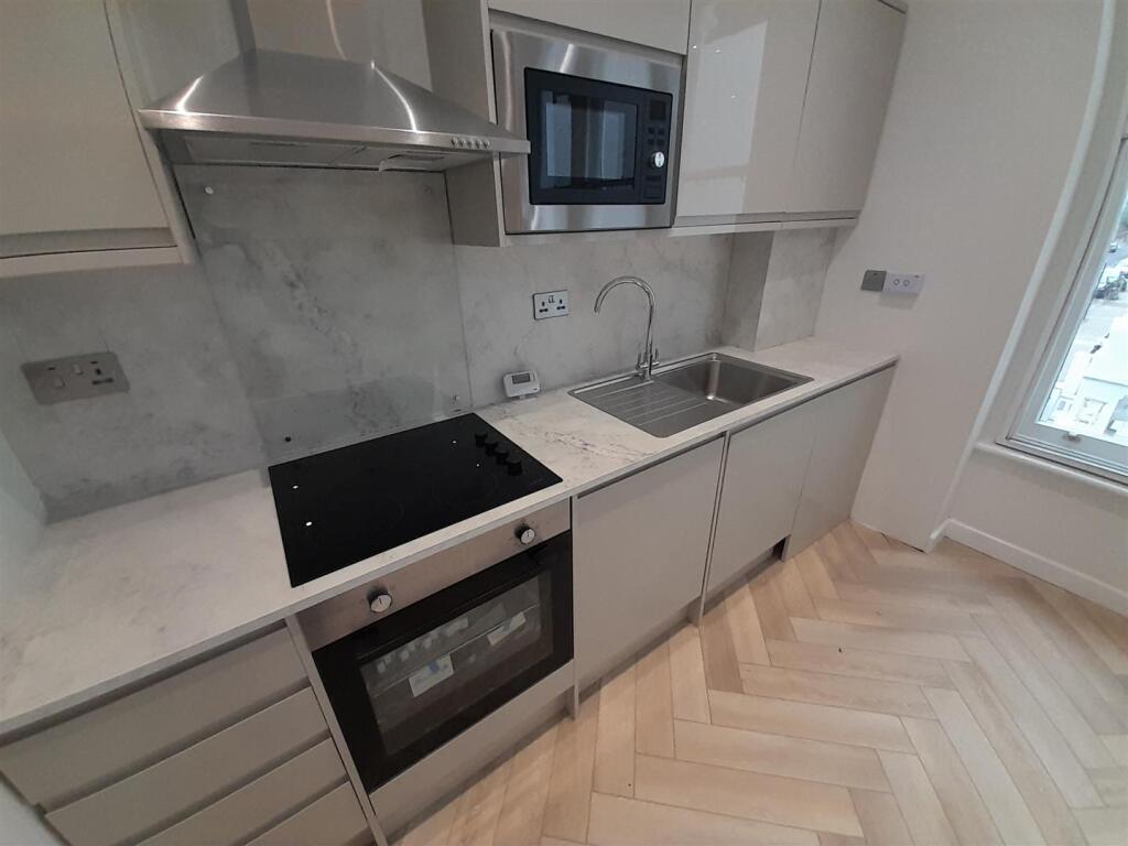 4 bed Studio for rent in Hammersmith. From LDB - London