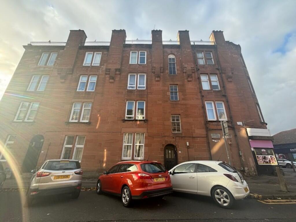2 bed 1st Floor Flat for rent in Bearsden. From 1-4-Sale - Glasgow