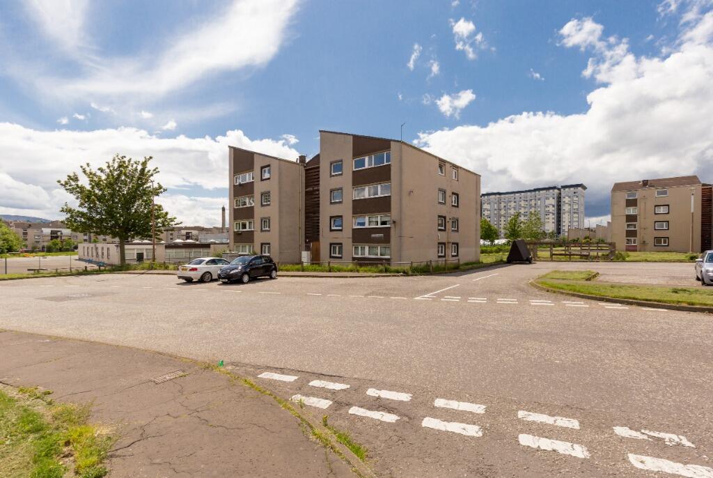 2 bed 1st Floor Flat for rent in Hermiston. From 1LET - Edinburgh