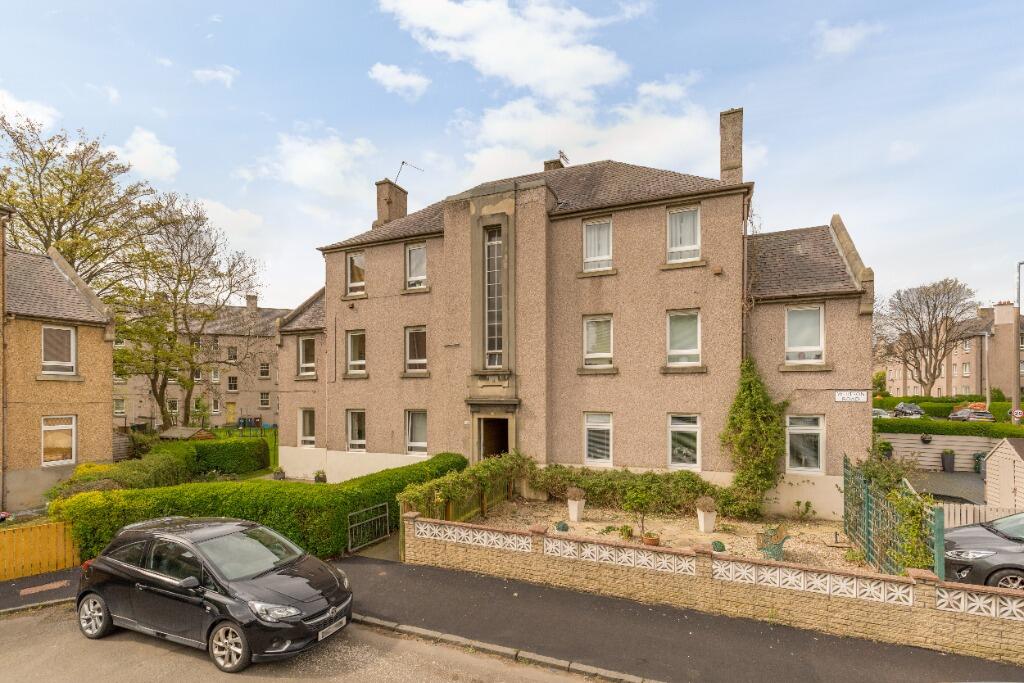 2 bed 1st Floor Flat for rent in Edinburgh. From 1LET - Edinburgh