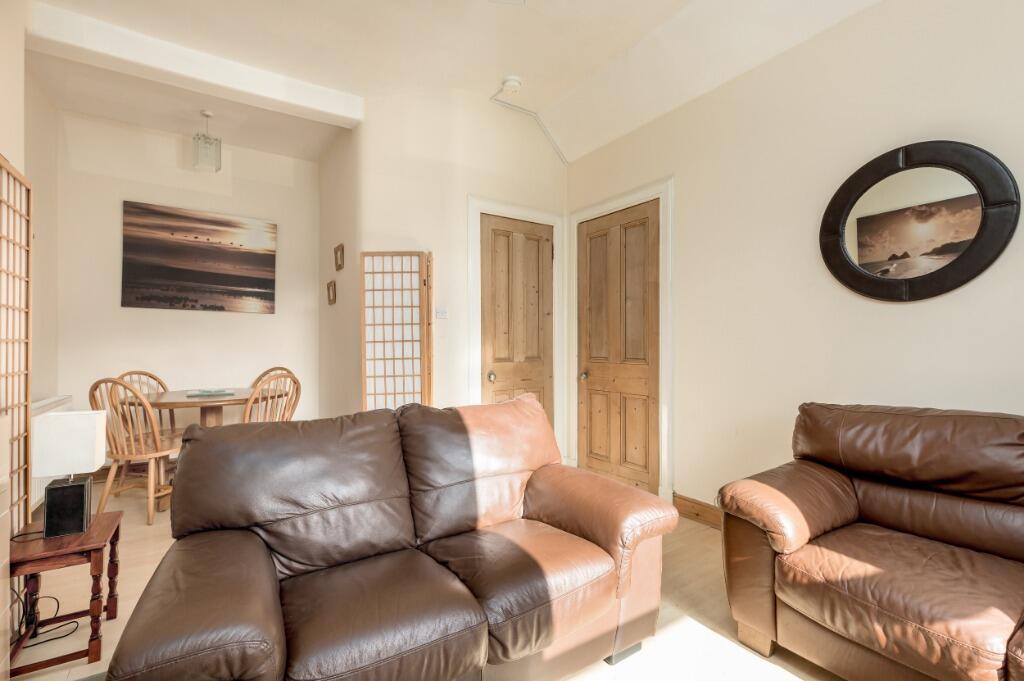 1 bed 1st Floor Flat for rent in Edinburgh. From 1LET - Edinburgh 1 bed 1st Floor Flat for rent in Edinburgh. From 1LET - Edinburgh