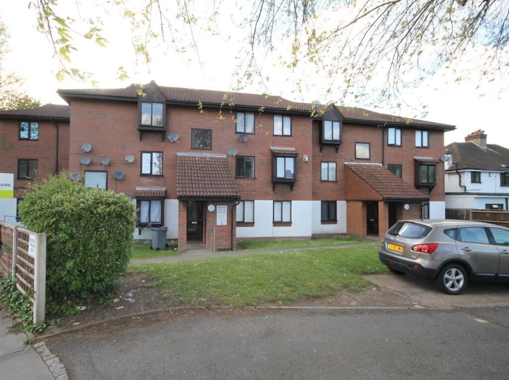 1 bed 1st Floor Flat for rent in Croydon. From Silverman Black 1 bed 1st Floor Flat for rent in Croydon. From Silverman Black