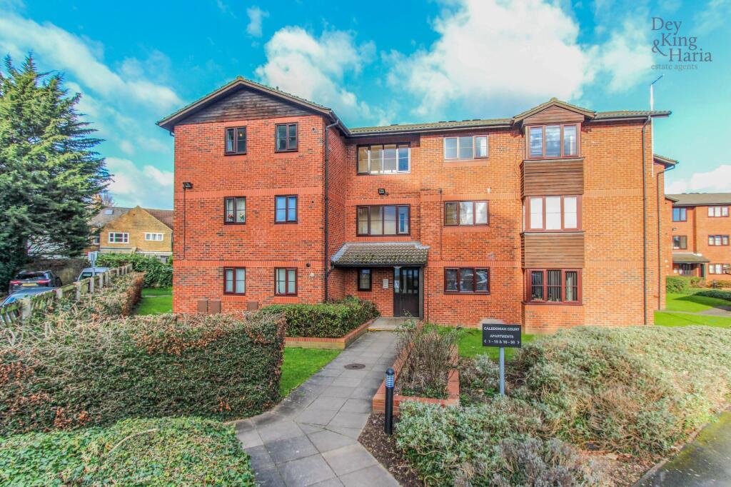 1 bed Apartment for rent in Watford. From Dey King and Haria Estate Agents - Watford