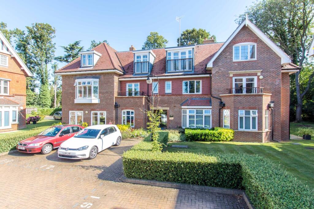 2 bed Apartment for rent in Watford. From Dey King and Haria Estate Agents - Watford