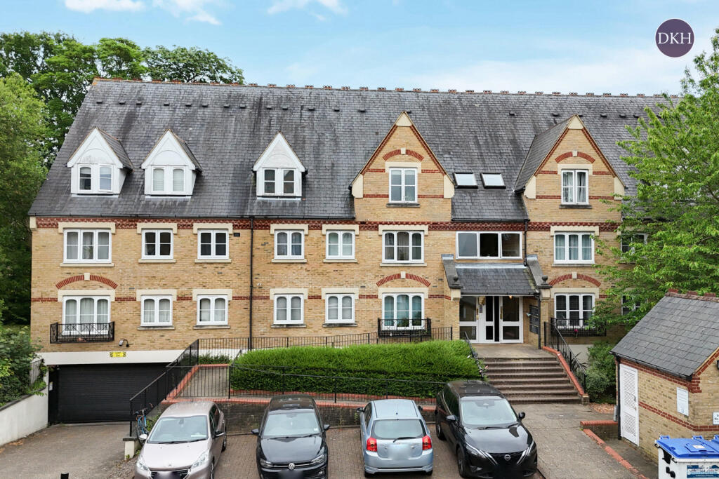 2 bed Apartment for rent in Watford. From Dey King and Haria Estate Agents - Watford