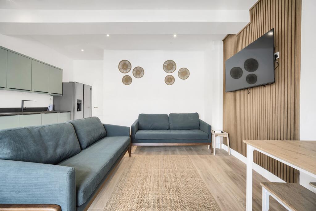 6 bed Detached for rent in Cardiff. From 2 Let 2 - Cardiff 6 bed Detached for rent in Cardiff. From 2 Let 2 - Cardiff