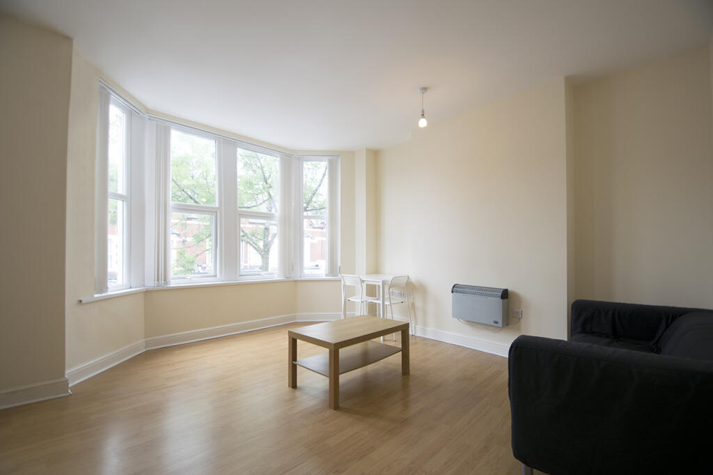 1 bed 1st Floor Flat for rent in Cardiff. From 2 Let 2 - Cardiff