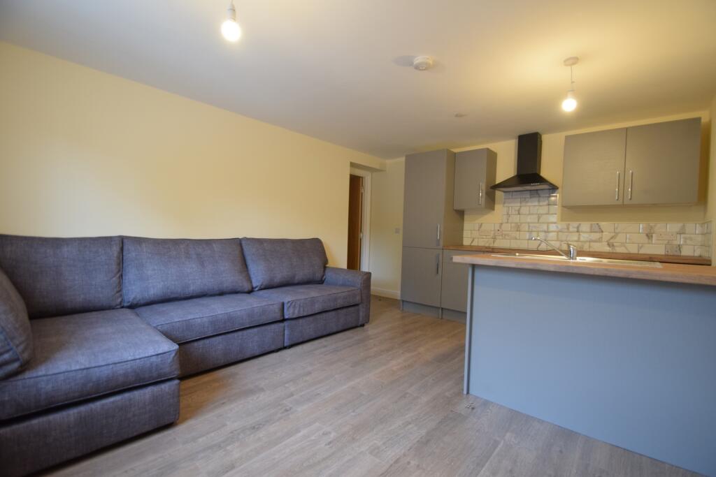 1 bed 1st Floor Flat for rent in Cardiff. From 2 Let 2 - Cardiff