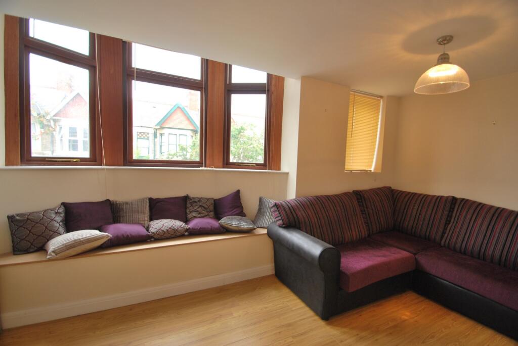 1 bed 1st Floor Flat for rent in Cardiff. From 2 Let 2 - Cardiff
