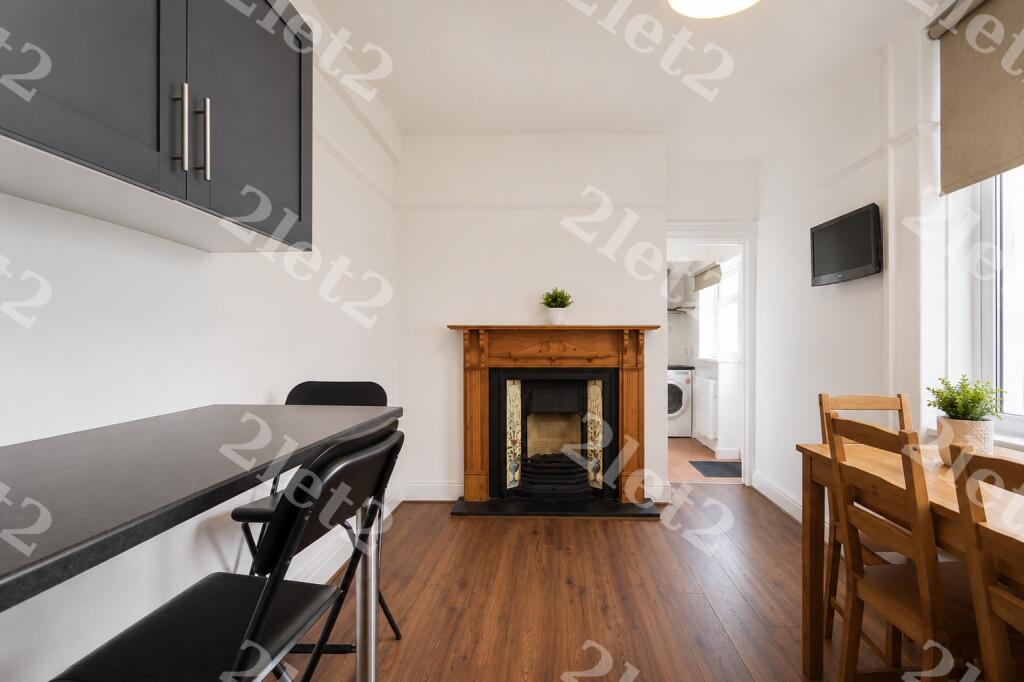 5 bed Detached for rent in Cardiff. From 2 Let 2 - Cardiff 5 bed Detached for rent in Cardiff. From 2 Let 2 - Cardiff