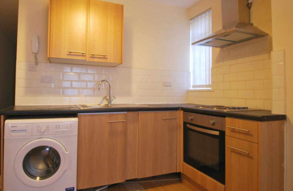 1 bed 1st Floor Flat for rent in Cardiff. From 2 Let 2 - Cardiff