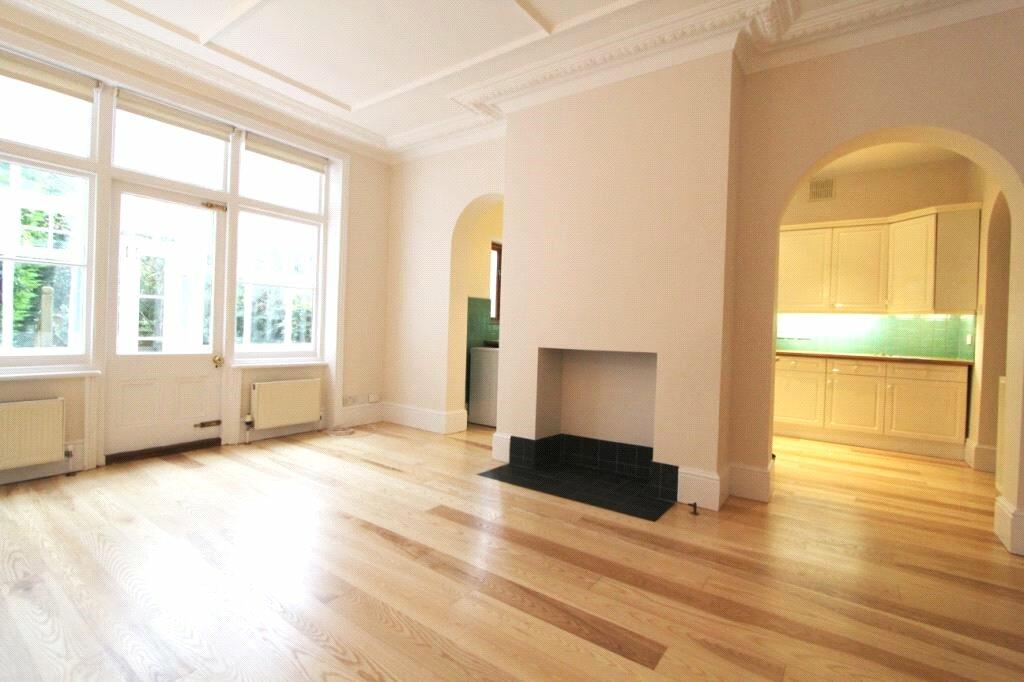 5 bed Semi-Detached House for rent in London. From Winkworth - Ealing and Acton
