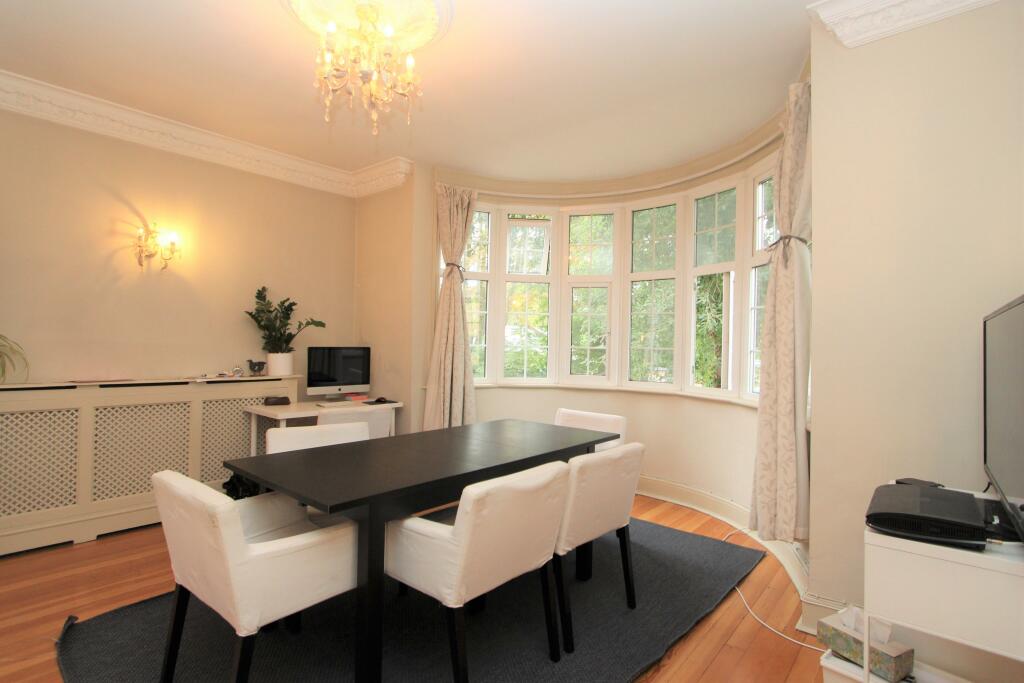 3 bed Apartment for rent in Acton. From Winkworth - Ealing and Acton