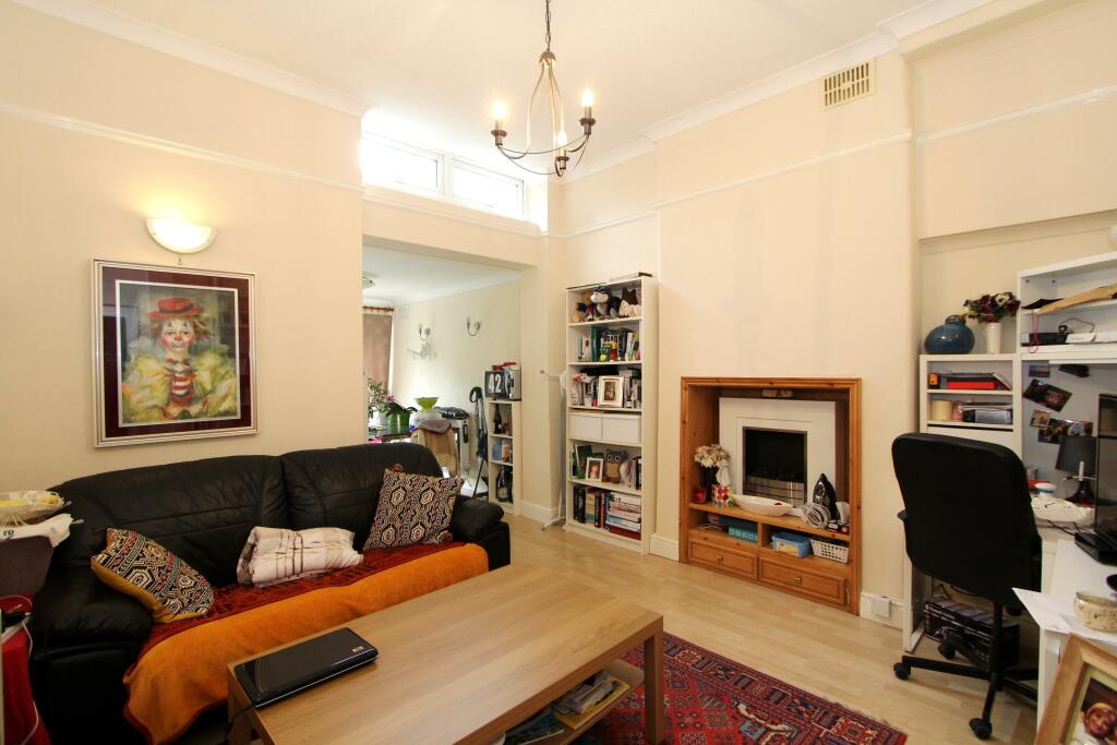 1 bed Apartment for rent in Acton. From Winkworth - Ealing and Acton