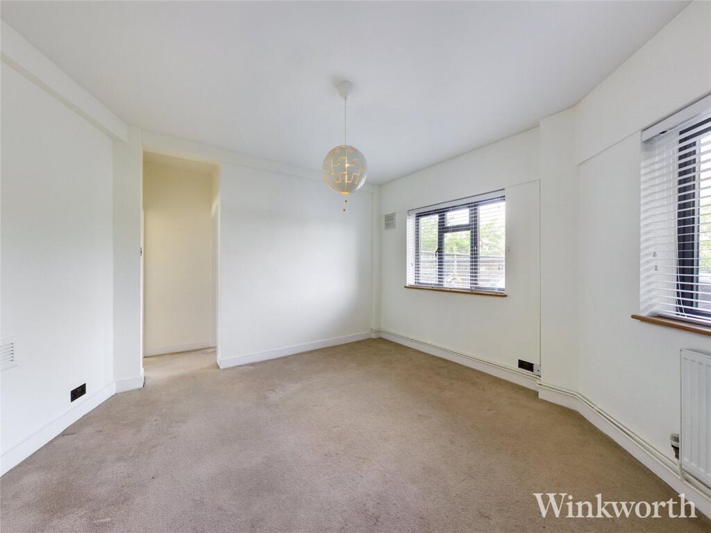2 bed Apartment for rent in Acton. From Winkworth - Ealing & Acton