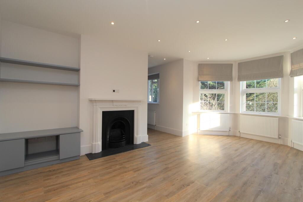 2 bed Apartment for rent in Acton. From Winkworth - Ealing & Acton
