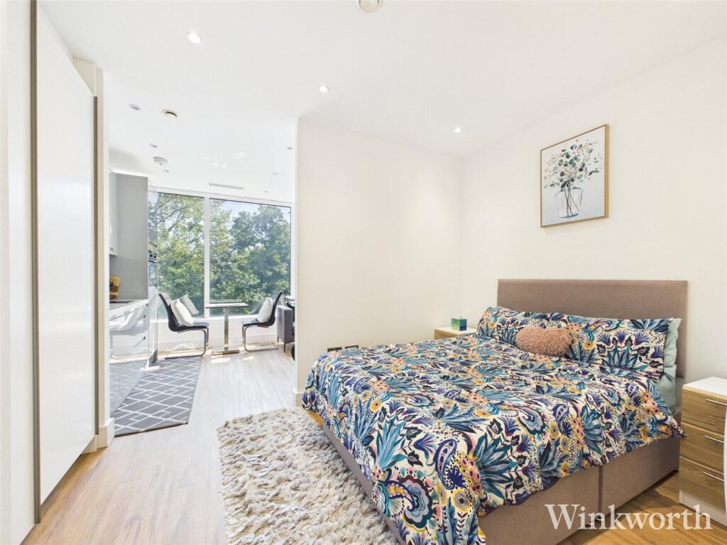 4 bed Apartment for rent in Acton. From Winkworth - Ealing & Acton 4 bed Apartment for rent in Acton. From Winkworth - Ealing & Acton