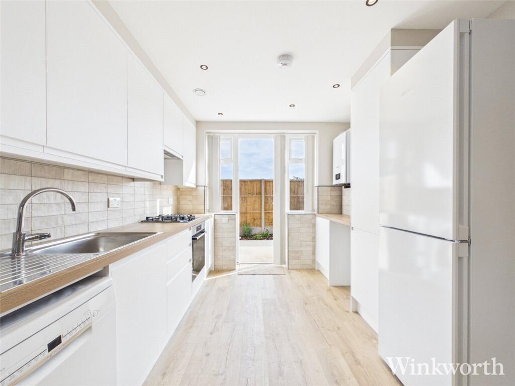 2 bed Bungalow for rent in London. From Winkworth - Ealing & Acton