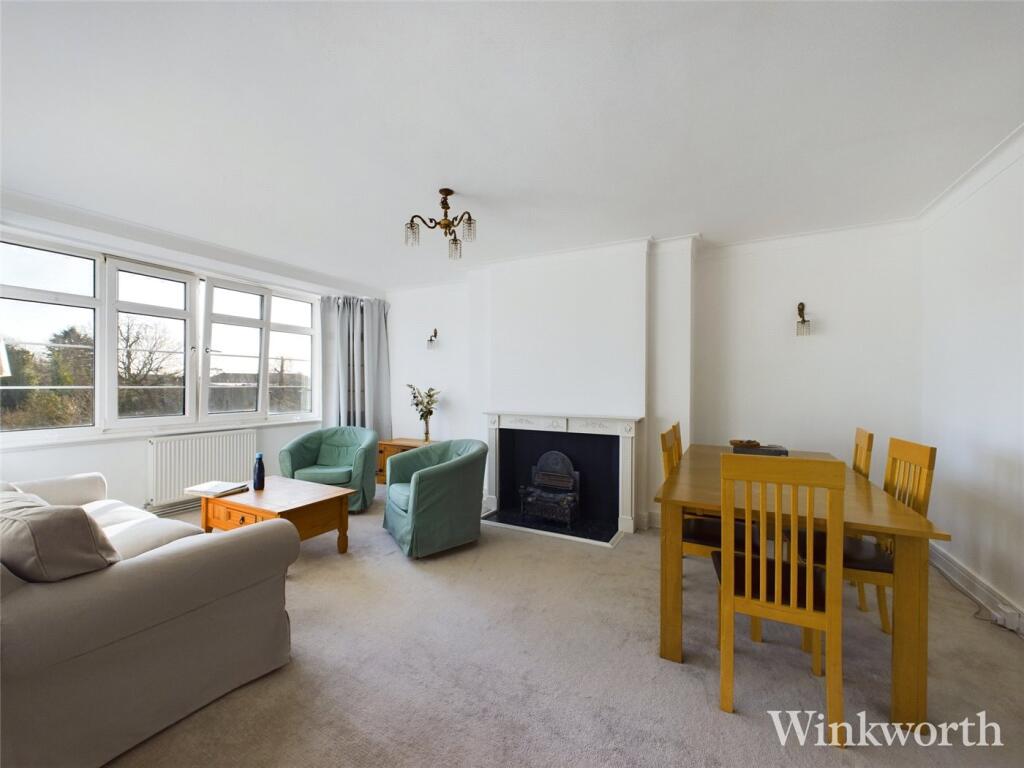 3 bed Apartment for rent in London. From Winkworth - Ealing & Acton