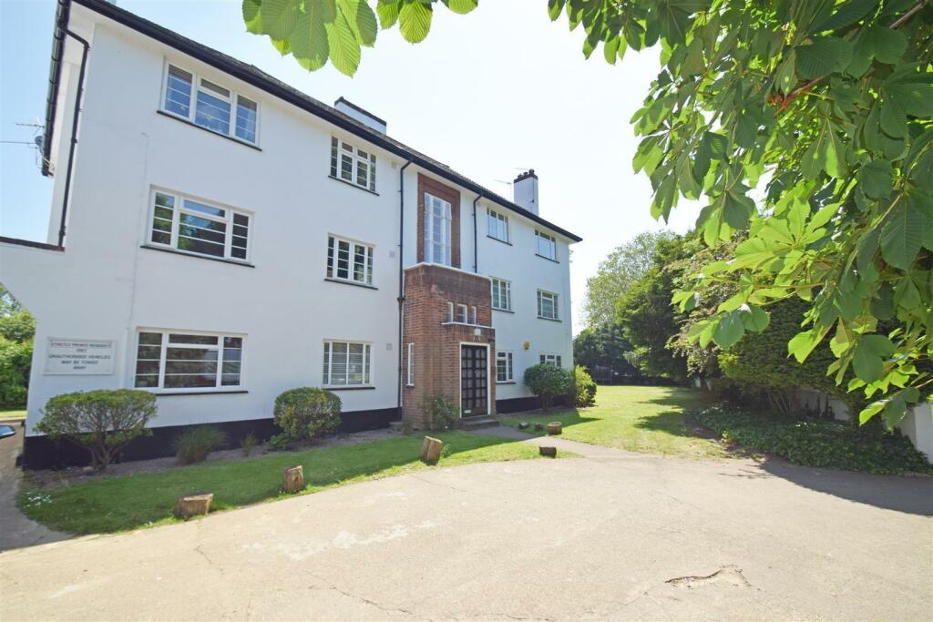 2 bed Apartment for rent in Twickenham. From Chase Buchanan - St. Margarets Office