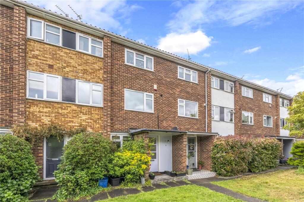 2 bed Annexe for rent in Twickenham. From Chase Buchanan - St. Margarets Office
