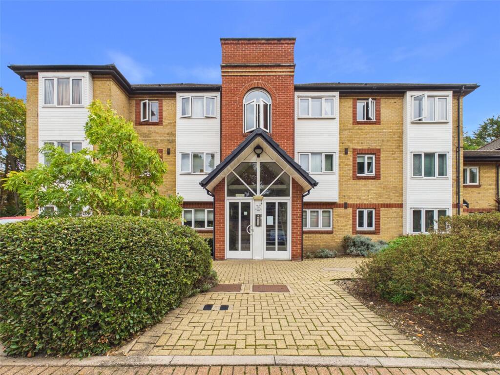 1 bed Apartment for rent in Twickenham. From Chase Buchanan - St. Margarets Office