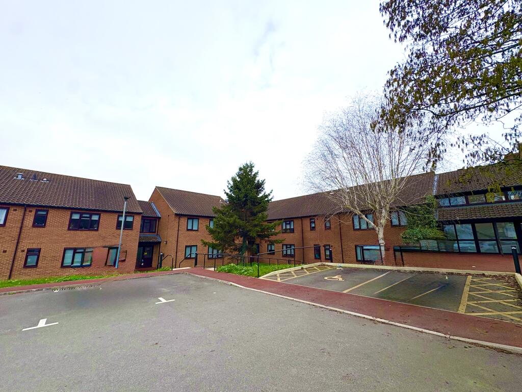 2 bed 1st Floor Flat for rent in Milton Keynes. From Courtyard