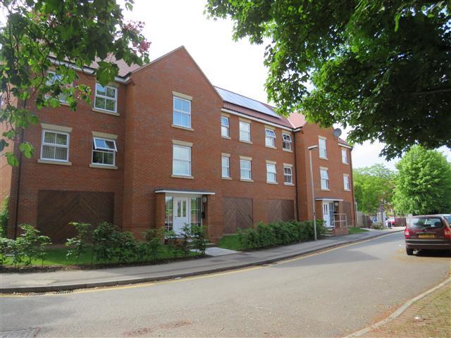 2 bed House (unspecified) for rent in Newport Pagnell. From Courtyard