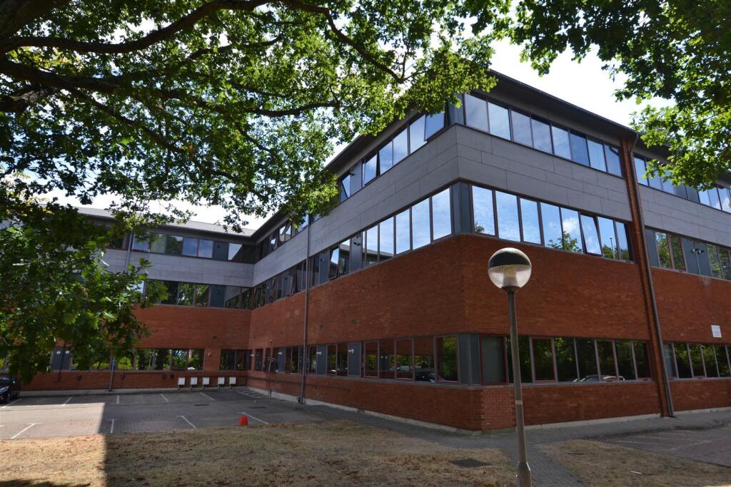 2 bed Apartment for rent in Elvetham Heath. From Nicholsons - Fleet