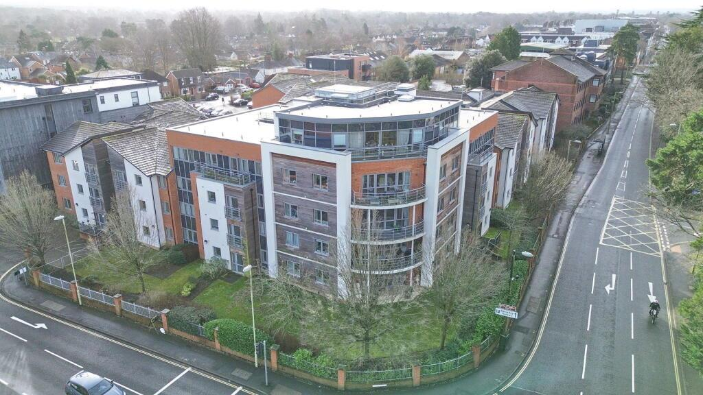 1 bed Penthouse for rent in Fleet. From Nicholsons - Fleet 1 bed Penthouse for rent in Fleet. From Nicholsons - Fleet