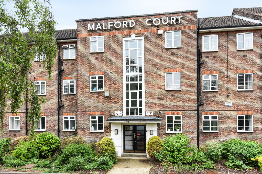 1 bed 1st Floor Flat for rent in Wanstead. From Hetheringtons - Lettings - South Woodford