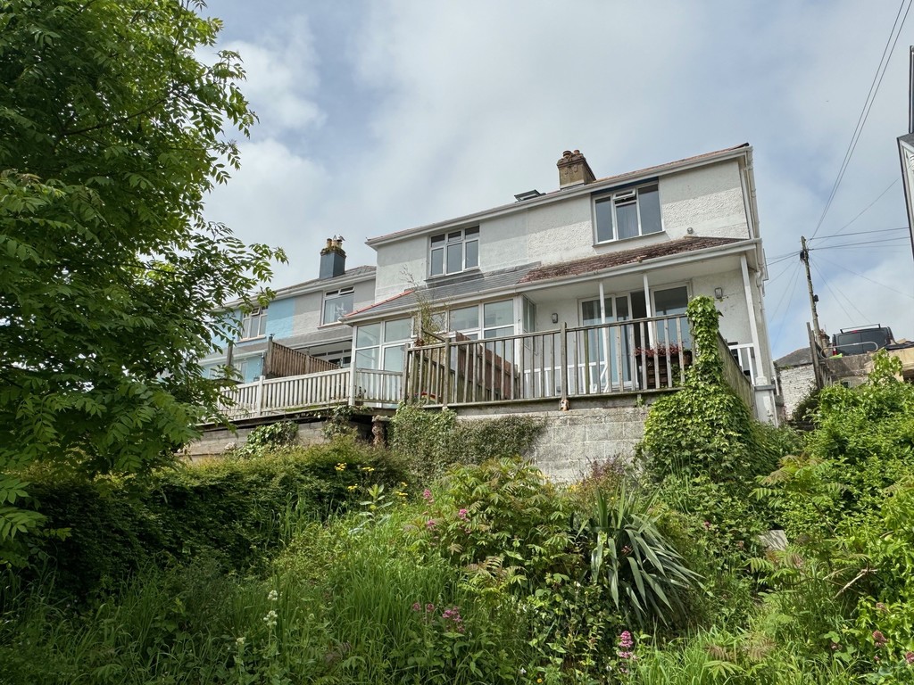 3 bed Semi-Detached House for rent in Paignton. From Property Ladder Devon Ltd - Property Ladder Paignton