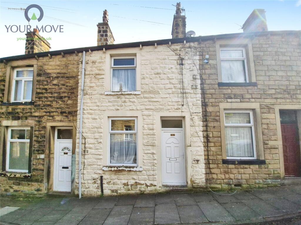 3 bed Mid Terraced House for rent in Keighley. From Your Move - Keighley