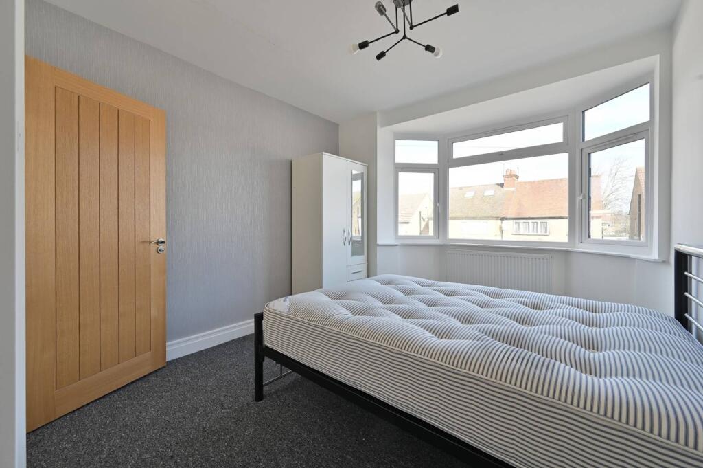 4 bed Annexe for rent in Watford. From Imagine - Watford 4 bed Annexe for rent in Watford. From Imagine - Watford