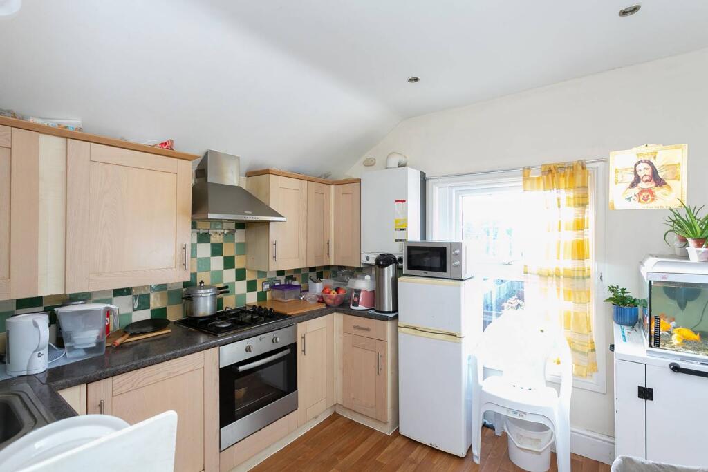 2 bed 1st Floor Flat for rent in Watford. From Imagine - Watford