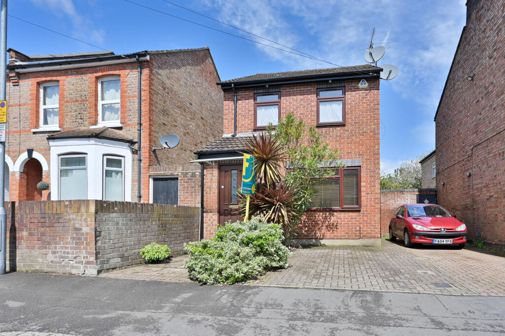 2 bed Detached for rent in Watford. From Imagine - Watford