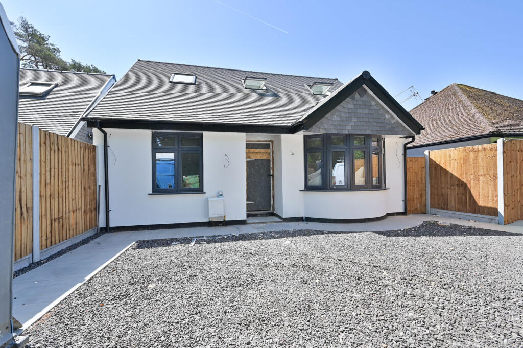 4 bed Bungalow for rent in Aldenham. From Imagine - Watford