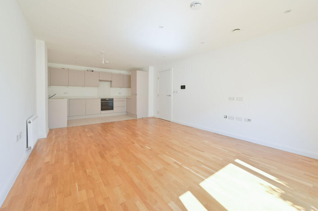3 bed 1st Floor Flat for rent in Watford. From Imagine - Watford 3 bed 1st Floor Flat for rent in Watford. From Imagine - Watford