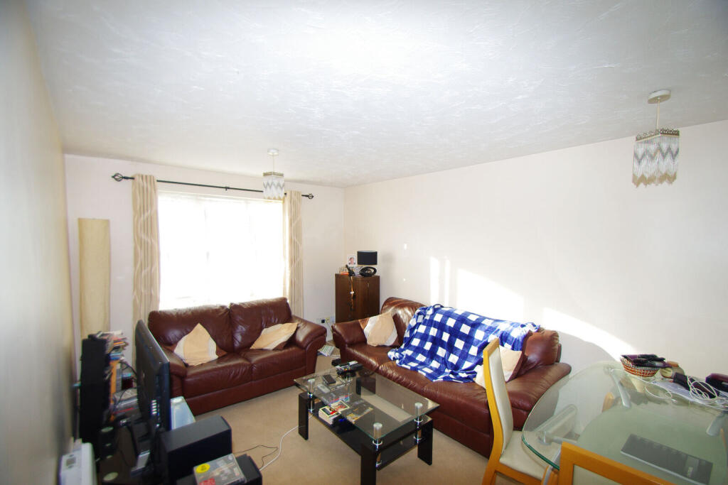 2 bed 1st Floor Flat for rent in Watford. From Imagine - Watford
