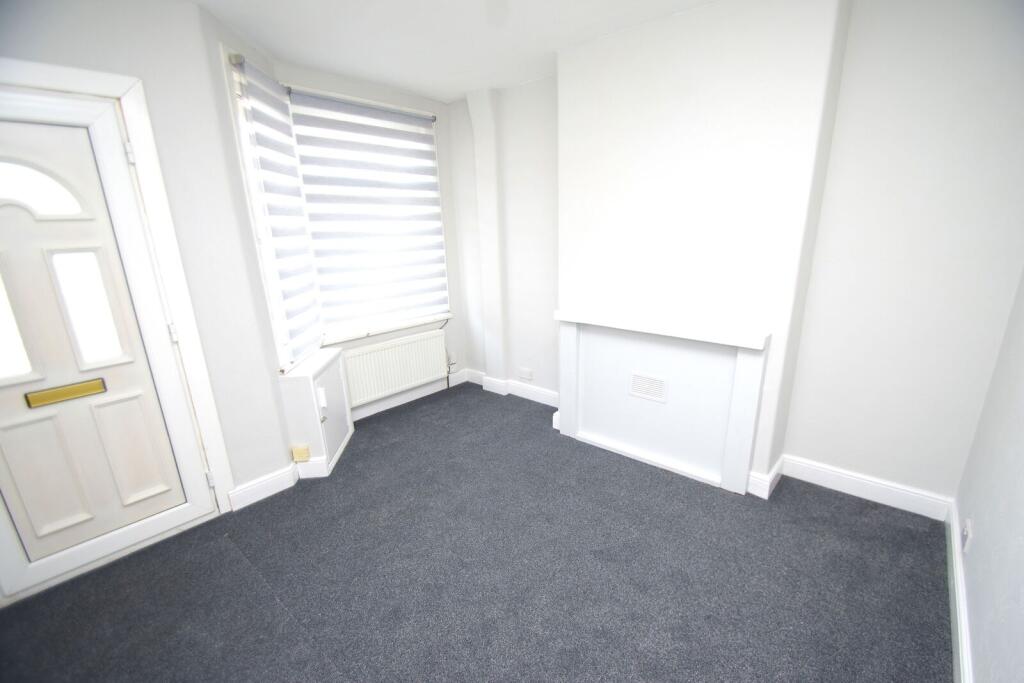 2 bed Mid Terraced House for rent in Watford. From Imagine - Watford 2 bed Mid Terraced House for rent in Watford. From Imagine - Watford
