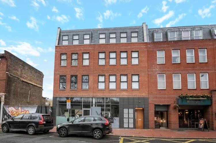 1 bed Apartment for rent in Wimbledon. From Kinleigh Folkard and Hayward - Raynes Park