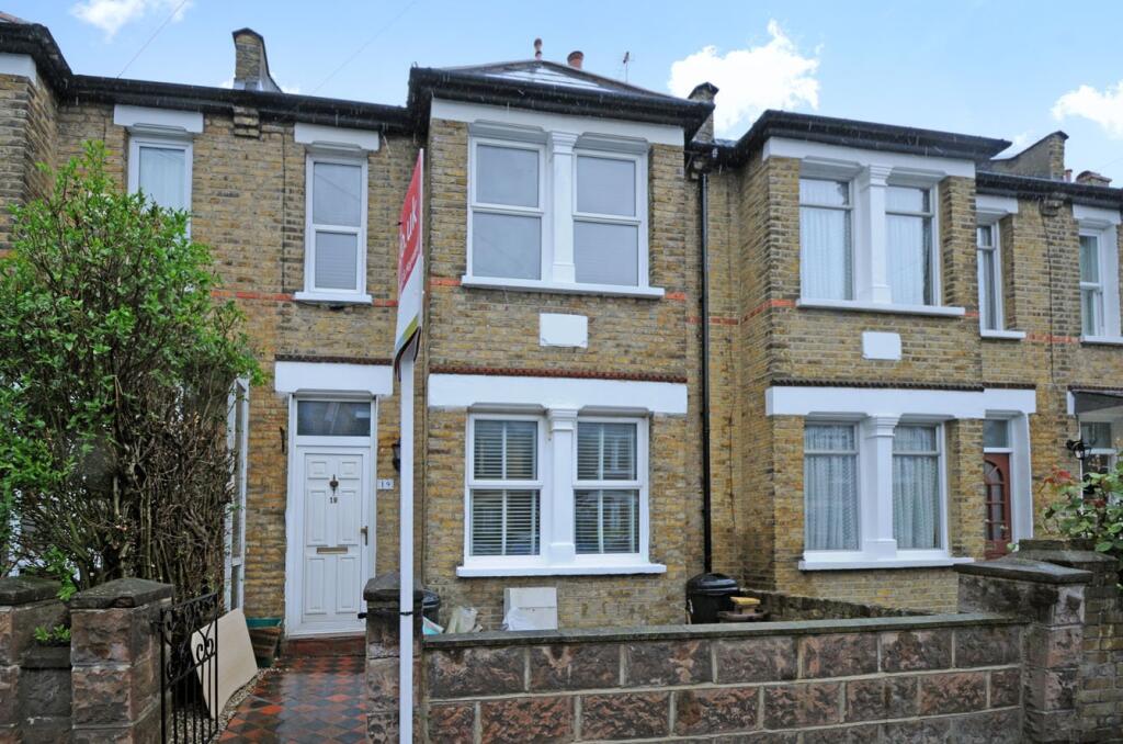 2 bed Mid Terraced House for rent in Wimbledon. From Kinleigh Folkard & Hayward - Lettings - Raynes Park