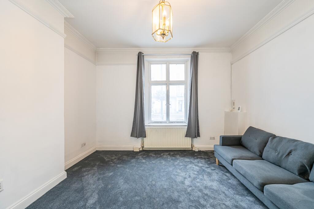 1 bed 1st Floor Flat for rent in Westminster. From Hamptons Sales - Pimlico  Sales