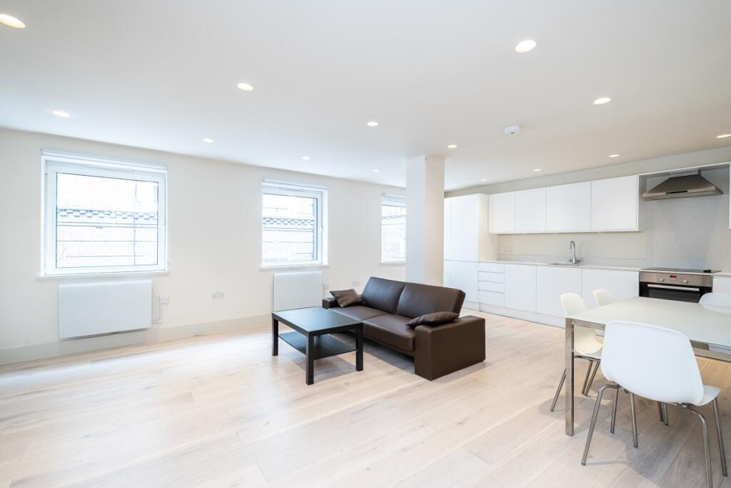 2 bed 1st Floor Flat for rent in Westminster. From Hamptons Sales - Pimlico  Sales