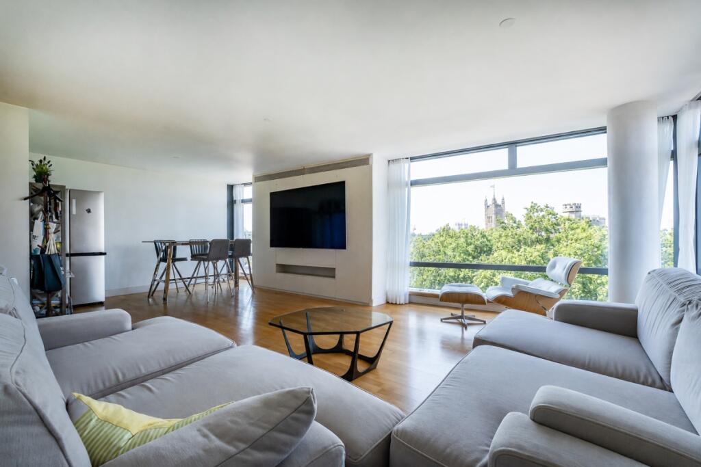 3 bed Apartment for rent in Bermondsey. From Hamptons Sales - Pimlico  Sales